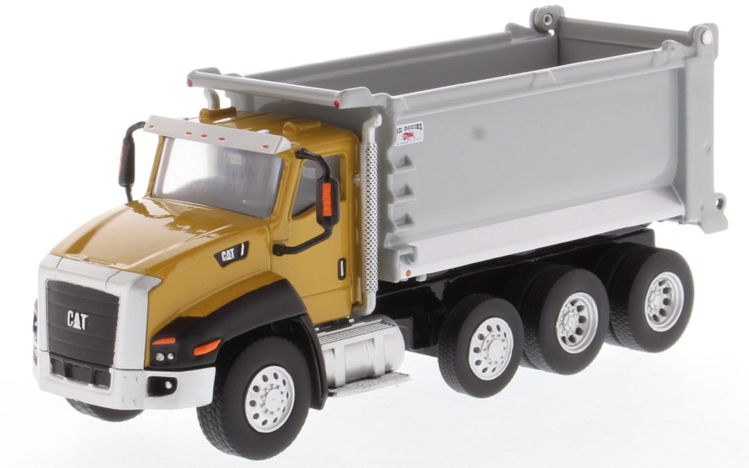 Diecast Masters - 1/64 Cat CT660 OX Stampede dump-truck