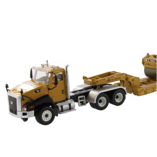 Diecast Masters - 1/50 Cat CT660 Day Cab Tractor & XL120 Low-Profile HDG Trailer with Cat CB-534D XW Vibratory Asphalt Compactor