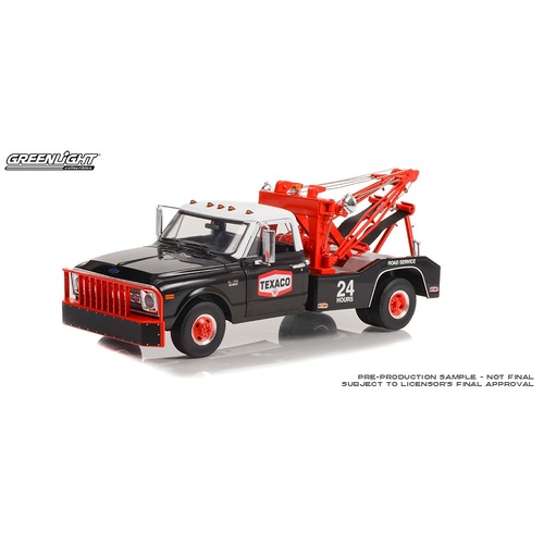 Greenlight Collectibles - 1/18 Texaco 24 Hour Road Service 1970 Chev C-30 Dually Wrecker - GL13625