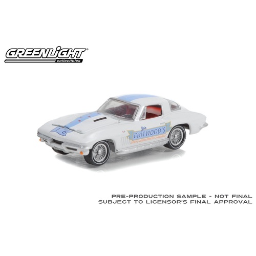 Greenlight Collectibles - 1/64 (6pcs) Joie Chitwood's Legions of Worlds Greatest Daredevils 1965 Chev Corvette - GL30357