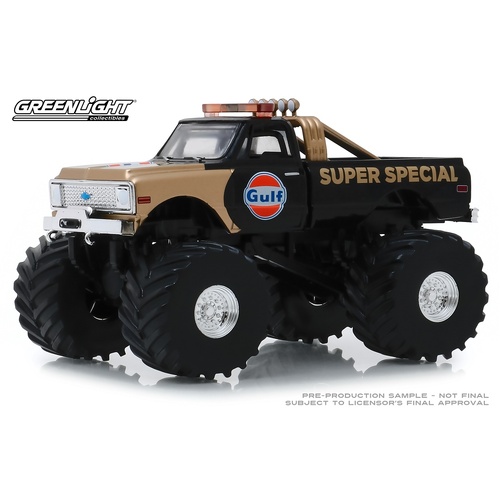 Greenlight Collectibles - 1/43 Gulf Oil Super Special 1971 Chevrolet K-10 Kings of Crunch Monster Trucks w/66Inch Tyres Series 1  - GL88013