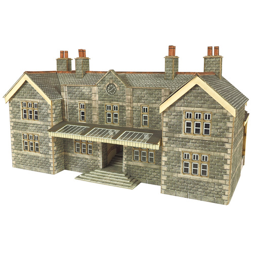 Metcalfe - N Mainline Booking Hall