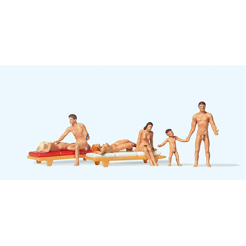 Preiser - Beach Nudists W/Sunlounges - 10439