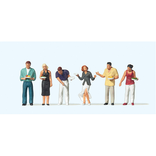 Preiser - Guests At Buffet - 10440