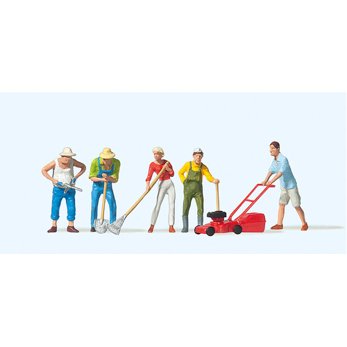 Preiser - Gardeners W/Lawn Mower - 10463