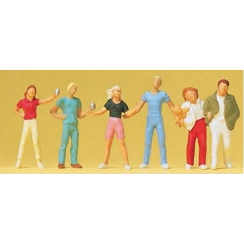 Preiser - Young Passersby - 14065