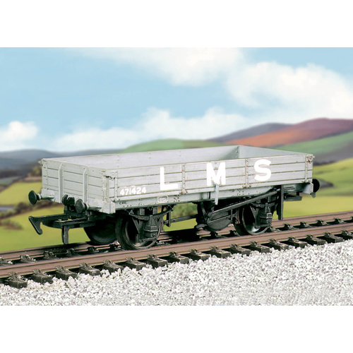 OO LMS 12 Ton Goods Wagon