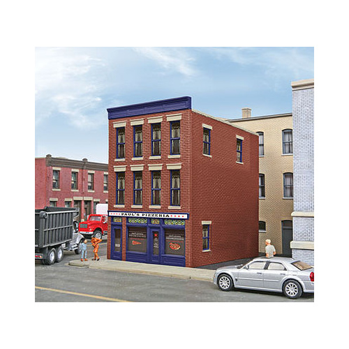 HO Built Up Pauls Pizzeria