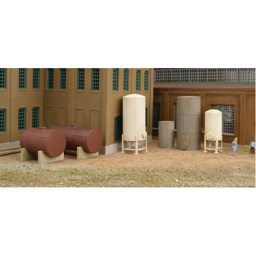 Walthers - N Cornerstone Kit Storage Tanks