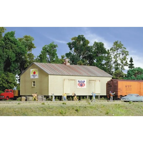 Walthers - HO Co-op Storage Shed