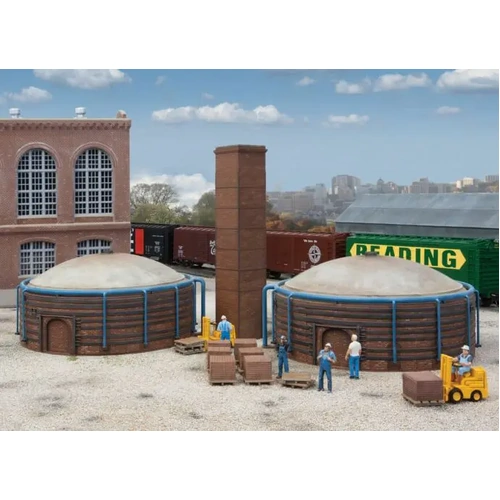 Walthers - HO Brick Kilns (2)
